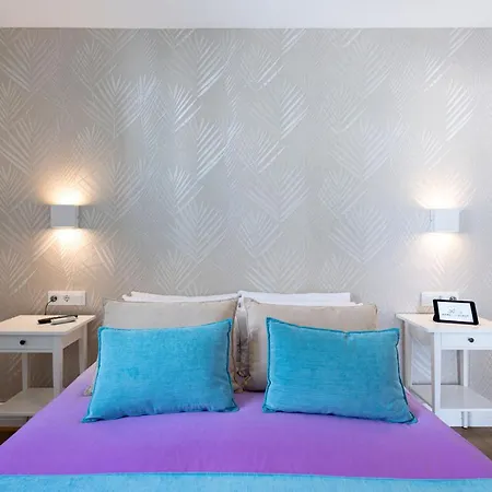 아파트 Homeforguest Modern And New Beachfront 라 올리바