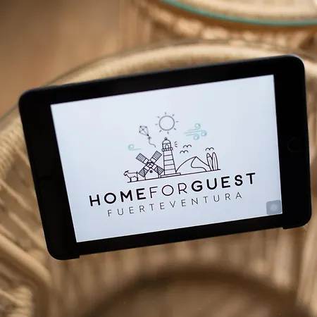 아파트 Homeforguest Modern And New Beachfront